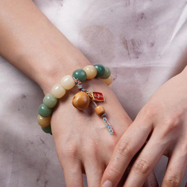 4b15d552-f367-4843-9c4a-405f5e3fe766.jpg Shoshe Bodhi DIY Chinese Block Bracelet